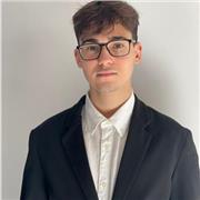 He dado clases a alumnos de informática y tic pero también manejo el ingles actualmente tengo el FCE